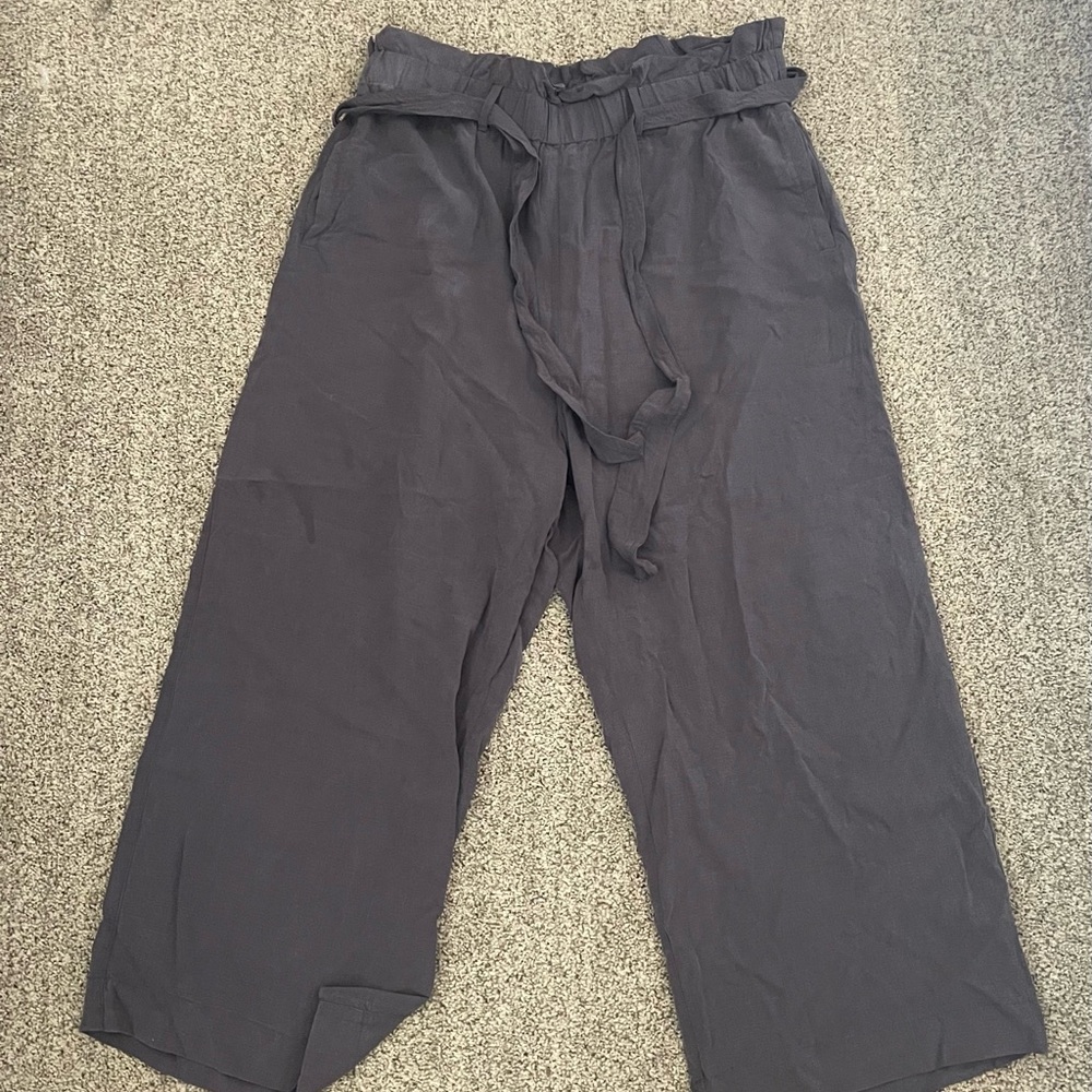 Women's Charcoal Wide-Leg Pants